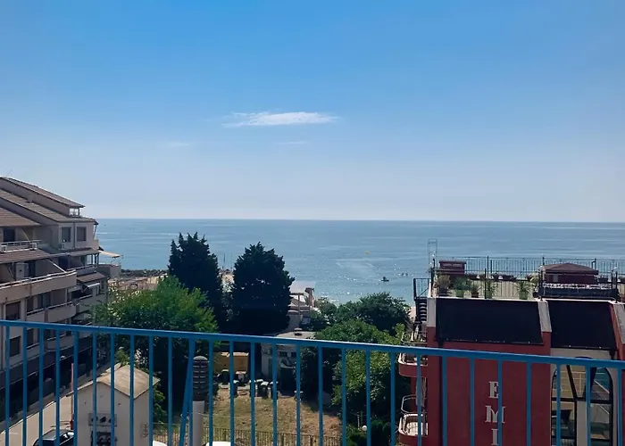 מלון Mint Family *