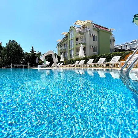 Mint Family Отель Равда