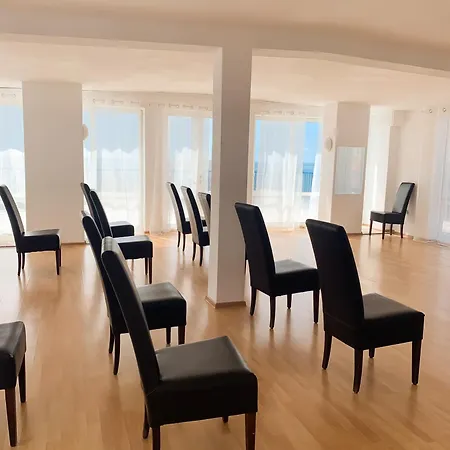 Mint Family Hotel