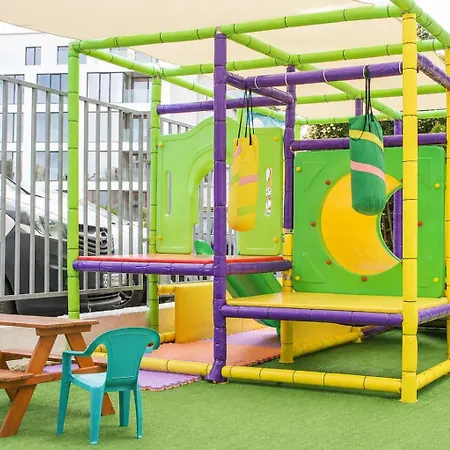 Mint Family Hotel *